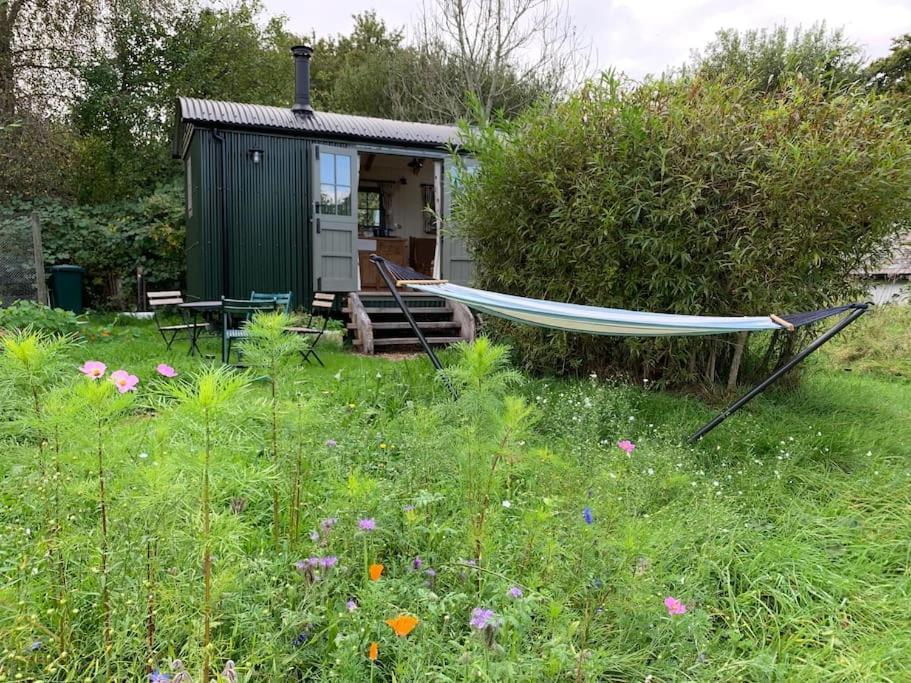 Rushford Shepherd'S Hut Newton Abbot Exterior foto