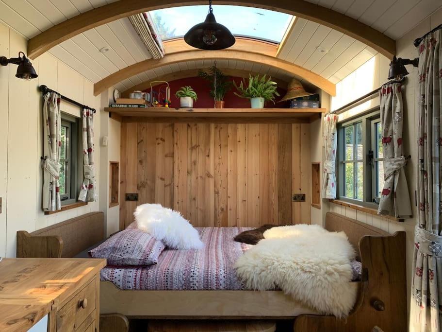 Rushford Shepherd'S Hut Newton Abbot Exterior foto